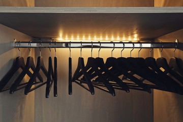 Iluminación de armarios: iluminar el interior de armario